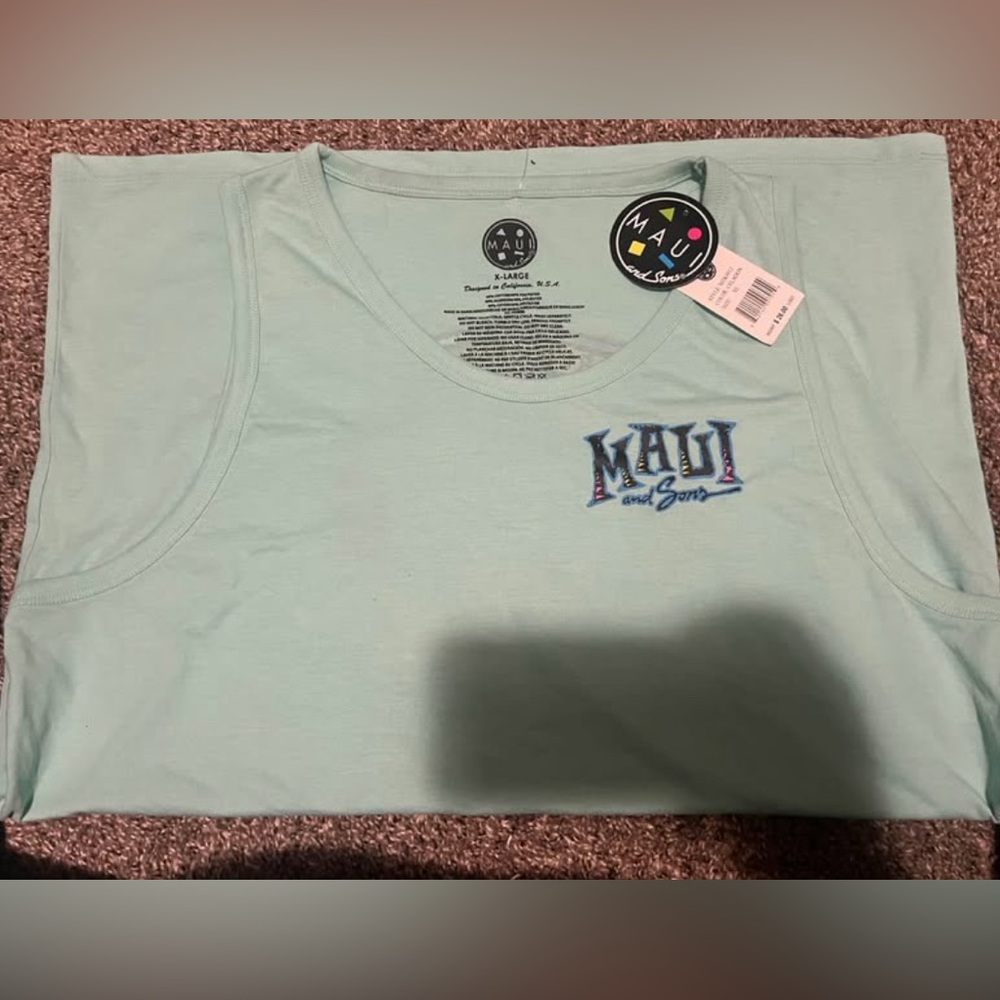Tee - Light Blue - Picture 2 of 3